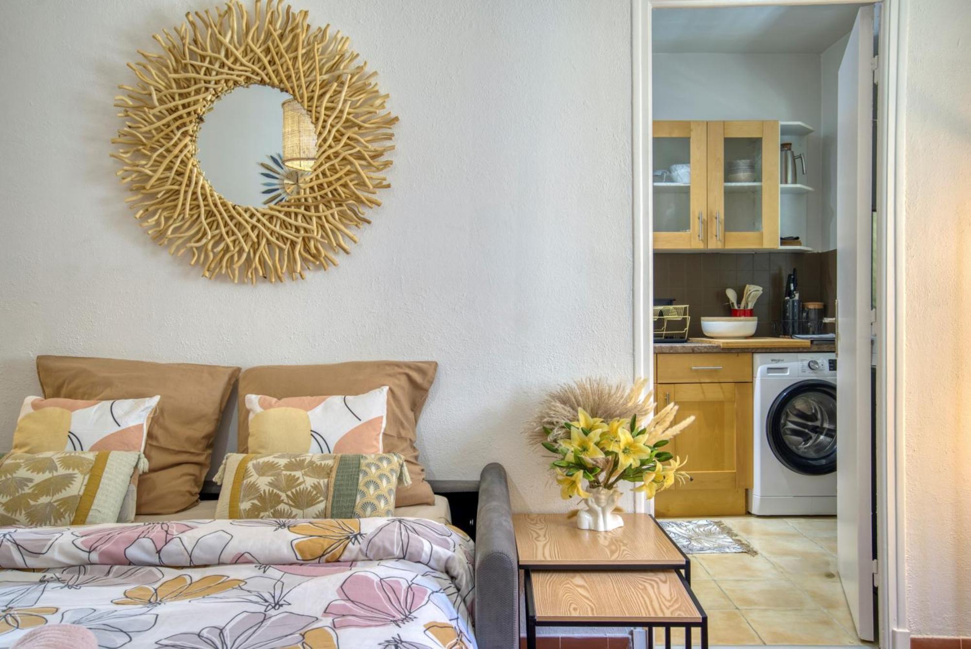 Cosy, Modern, Fully Equipped, Air Conditioning, Nice Historical, Old Town, 1Minute Walk From Beach - "Le Bunico 4" Eksteriør billede